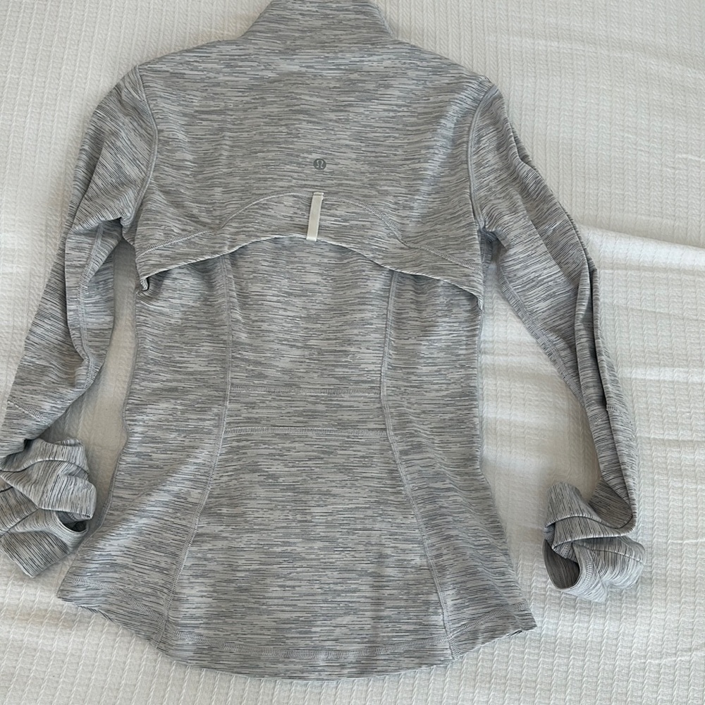 Like-new, grey/white, lululemon define jacket, size 6